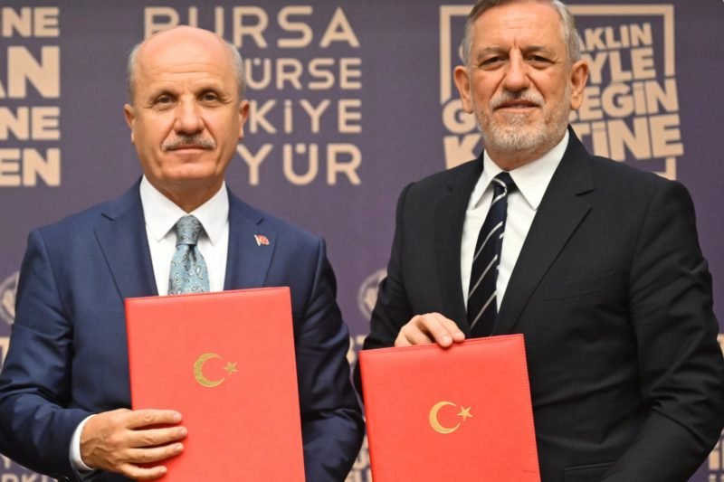 YÖK ve BTSO'dan Mesleki Eğitimi Güçlendirecek İş Birliği Protokolü