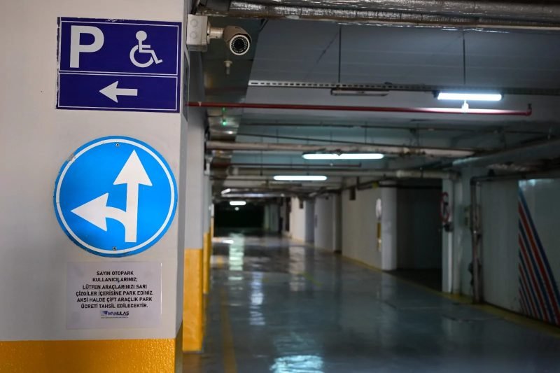 Manisa Kültür Sitesi Otoparkı Yenilenerek Hizmete Açıldı