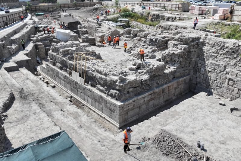 Konya'da Selçuklu Dönemi Dış Surları Gün Yüzüne Çıkıyor