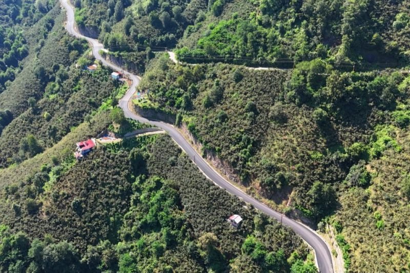 Ordu'da Yıllardır Beklenen Yol Sorununa Sıcak Asfaltla Kalıcı Çözüm
