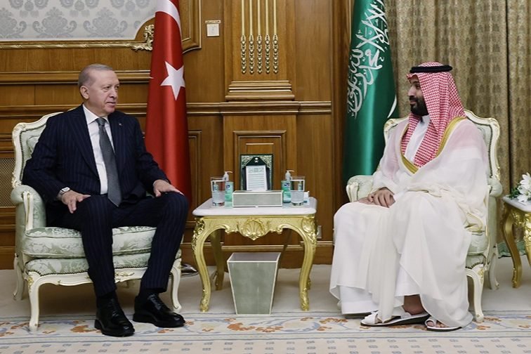 Erdoğan ve Veliaht Prens Selman, Mekke'de Bir Araya Geldi