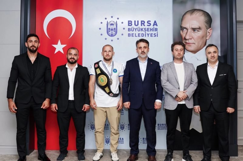 Bursa'dan Dünya Şampiyonu: Fazlı Eryılmaz Altın Madalyayı Kazandı