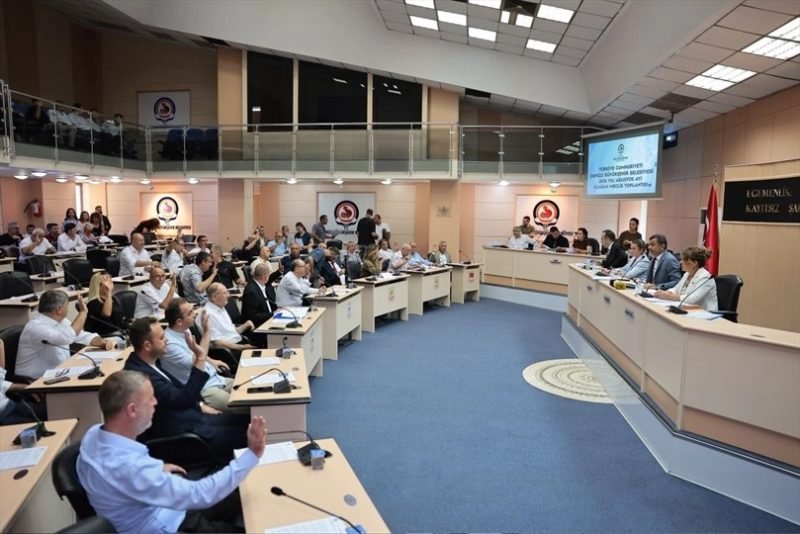 Denizli'de Öğrencilere Destek ve 2040 Ulaşım Vizyonu Netleşti