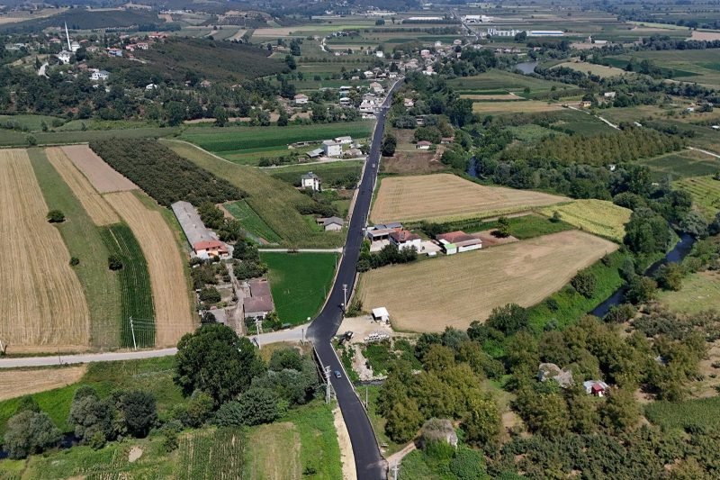 Sakarya'da 9,5 Kilometrelik Grup Yolu Yeniden İnşa Edildi, Ulaşım Güvenli Hale Geldi
