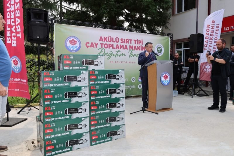 Trabzon'da Çay Üreticilerine 75 Makine Dağıtıldı