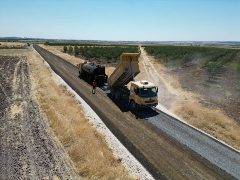 Hilvan'da Dört Mahalleye Ulaşım Sağlayan 5,5 Kilometrelik Yol Hizmete Açıldı