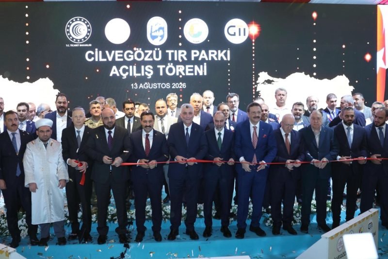 Hatay'da 1200 Tırlık Dev Tır Parkı Hizmete Açıldı