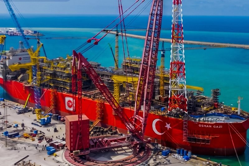 Osman Gazi Platformuna Alev Kulesi Yerleştirildi: Karadeniz Görevine Hazırlık Sürüyor