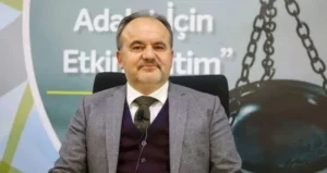 Adalet Bakanlığı Hukuk İşleri Genel Müdürü Erdinç Avşar'ın portre fotoğrafı