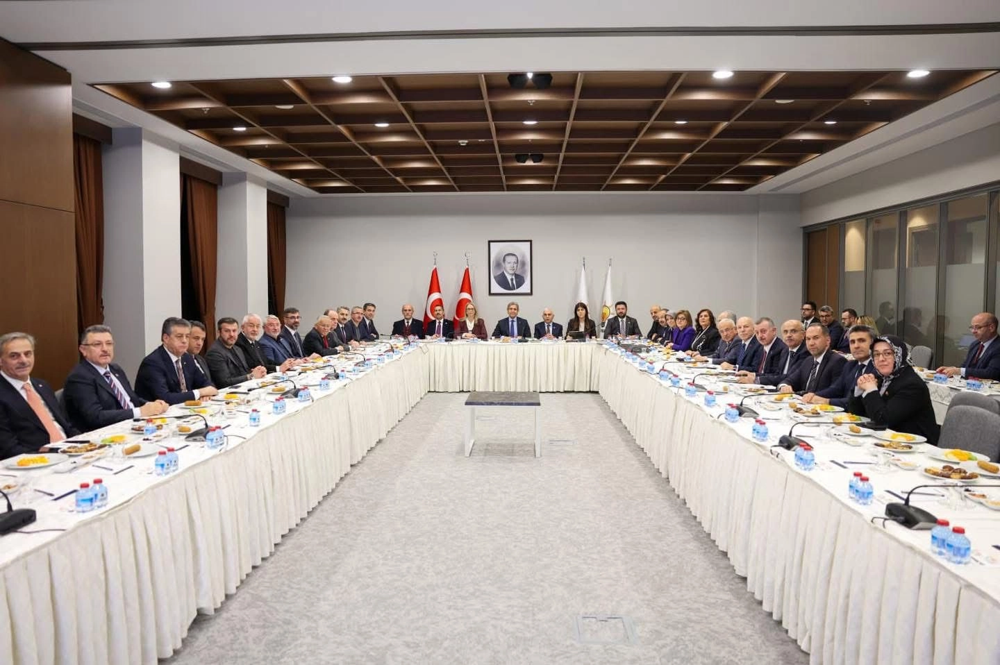 AK Parti Genel Merkezi'nde yerel yönetimler istişare toplantısı yapıldı