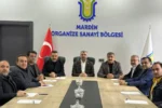 AK Parti Mardin Milletvekili Faruk Kılıç, Mardin Organize Sanayi Bölgesi'nde tekstil sektörü temsilcileriyle bir araya geldi.
