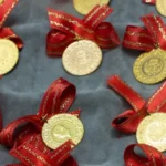 Gram altın fiyatları düşüş sonrası toparlanarak yükselişe geçti, yatırımcılar dikkatle takip ediyor.