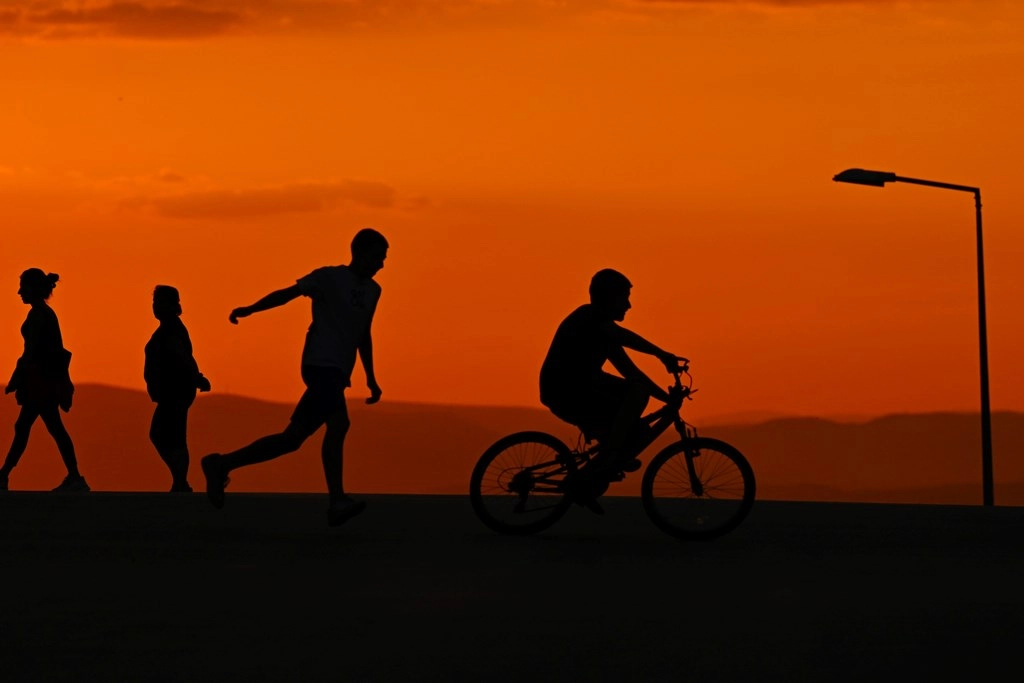 Anka Çocuk Destek Programı'ndan yararlanan çocukların toplu fotoğrafı