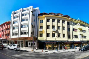 Ankara Anafartalar Caddesi'nde gerçekleştirilen tarihi dönüşüm ve kentsel tasarım çalışmalarını gösteren genel görünüm