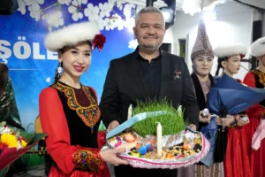 Keçiören'de düzenlenen uluslararası bahar şöleni