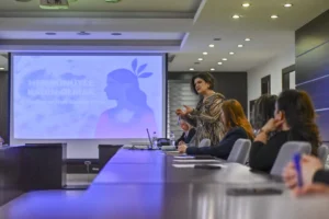 Muratpaşa Belediyesi kadın personellerine yönelik hak eğitimi programı