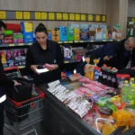 Bayram öncesi zabıta denetimlerinde tarihi geçmiş ve sahte ürünler ele geçirildi