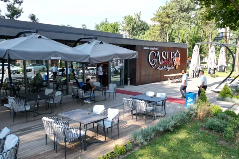 Ramazan Bayramı süresince Gastro İnegöl noktalarının çalışma saatlerini gösteren bilgilendirme