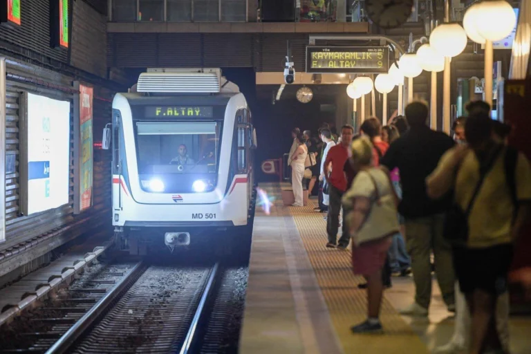 İzmir'de toplu ulaşıma bayram sonrası zam müjdesi