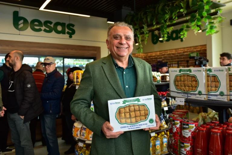 BESAŞ cevizli tereyağlı el açması baklava satışı
