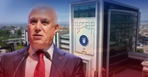 Bursa'da yolsuzluk ve rüşvet operasyonu kapsamında Nilüfer Belediye Başkanı dahil 55 kişi gözaltına alındı.