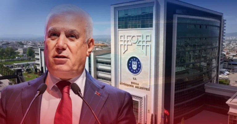 Bursa'da yolsuzluk ve rüşvet operasyonu kapsamında Nilüfer Belediye Başkanı dahil 55 kişi gözaltına alındı.