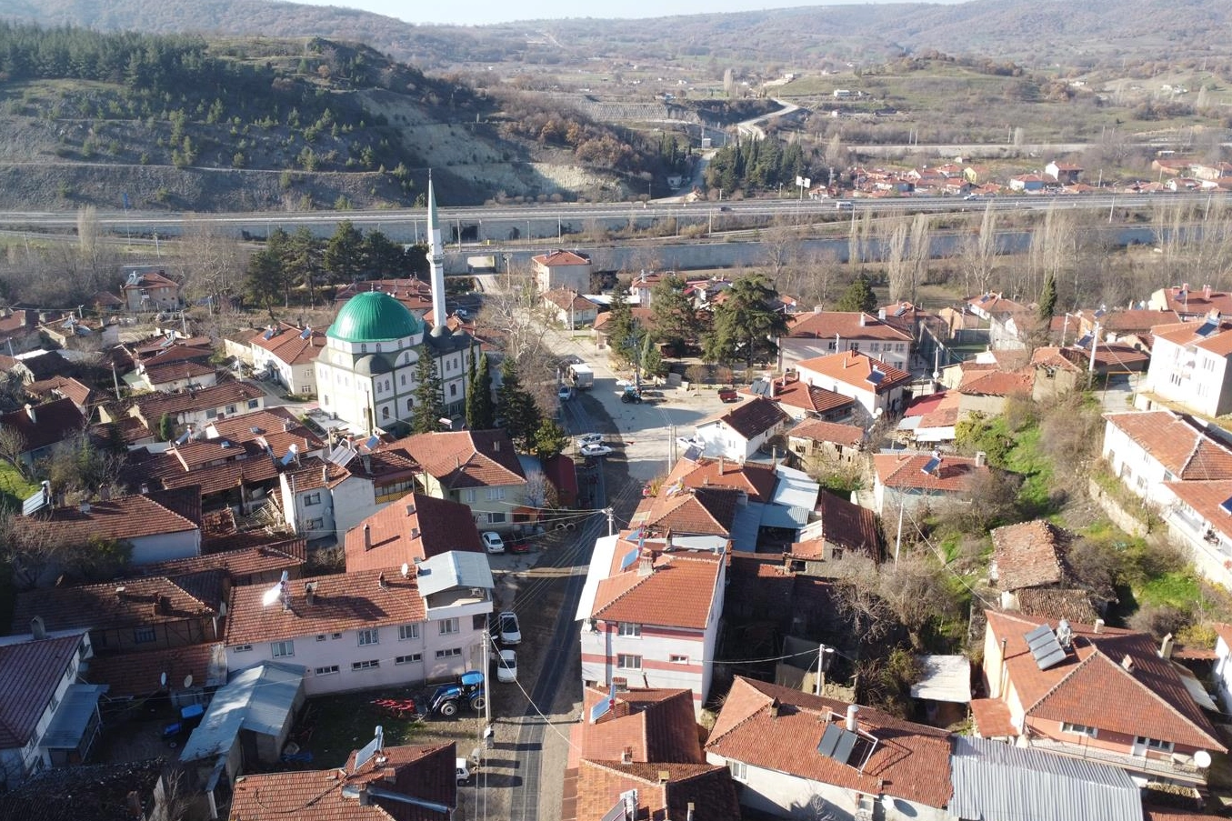 Bilecik Pazaryeri Karaköy'de DSİ tarafından inşa edilen taşkın kontrol tesisi