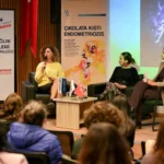 Bornova'da endometriozis farkındalık etkinliği: Kadınlar deneyimlerini paylaştı, uzmanlar hastalığı anlattı.