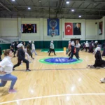 Bursa 2. Uluslararası Spor Festivali'nde spor yapan katılımcılar