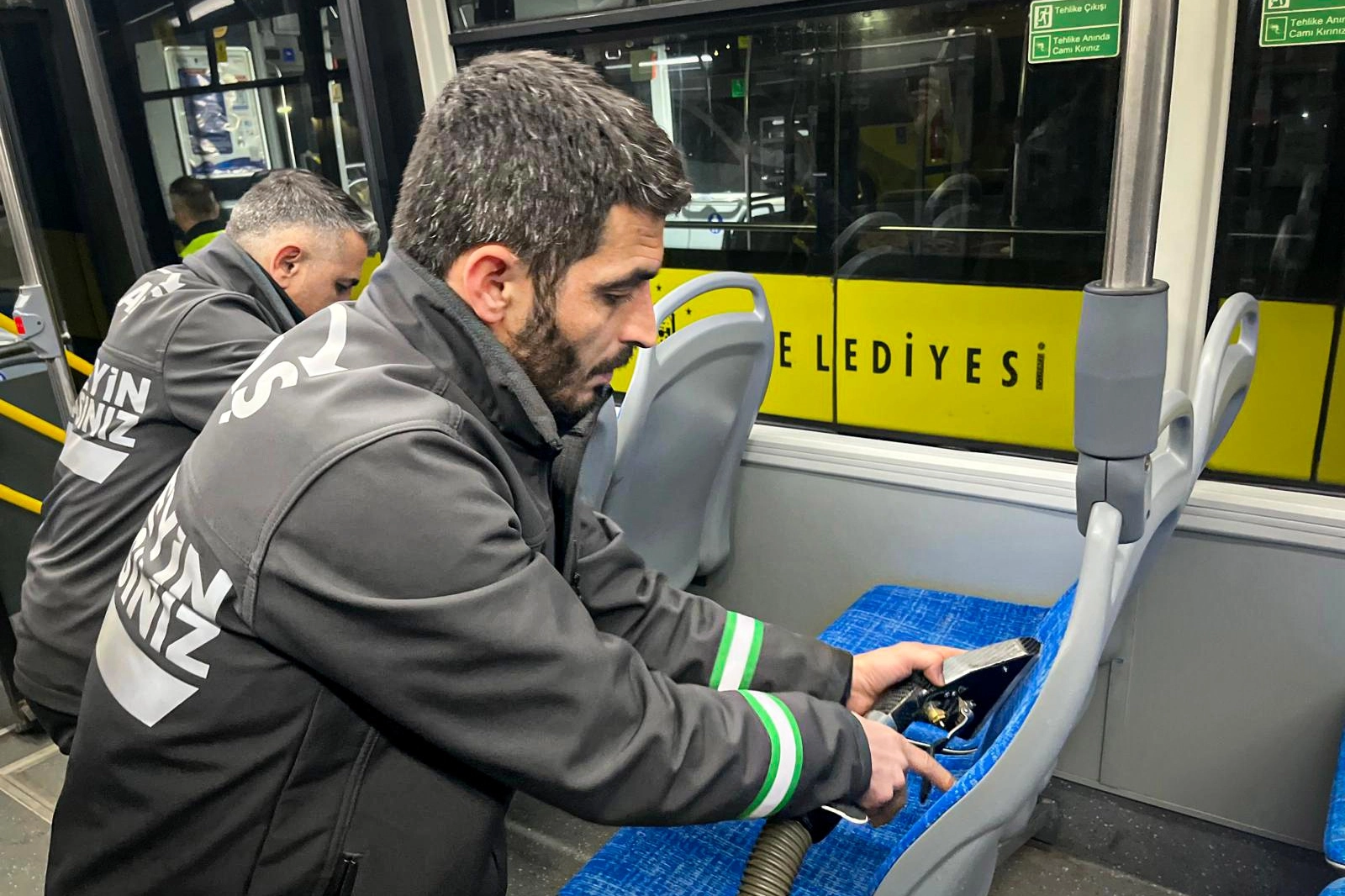 Bursa'da Ramazan Bayramı öncesi toplu taşıma araçlarında hijyen ve temizlik çalışmaları