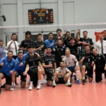 Bursa Büyükşehir Belediyespor voleybol takımı oyuncuları maç sonrası sevinirken