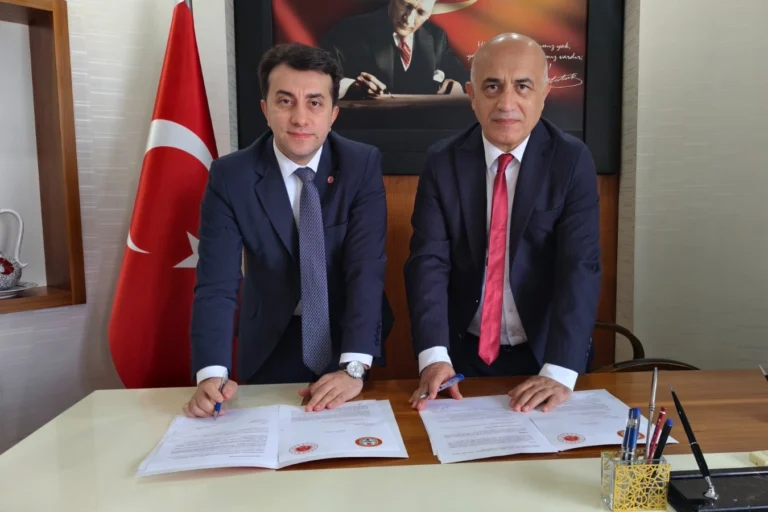 Bursa Gemlik'te Çocuk Teslim Merkezi Yeni Yerinde Faaliyete Başladı Protokol İmzalandı