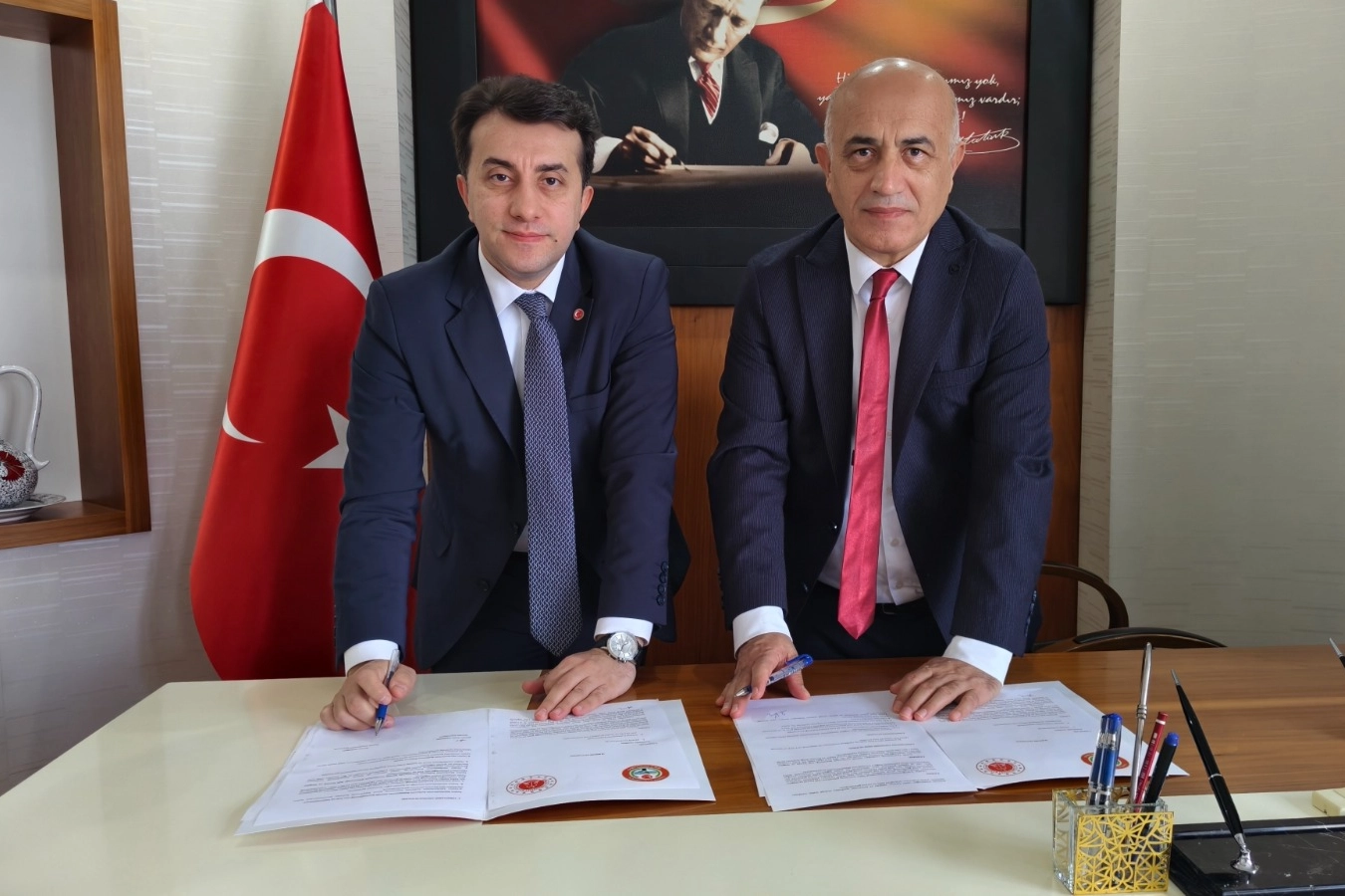 Bursa Gemlik'te Çocuk Teslim Merkezi Yeni Yerinde Faaliyete Başladı Protokol İmzalandı