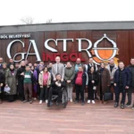 Bursa İnegöl'de Başkan Alper Taban engelli öğrencilerle kahvaltıda buluştu.