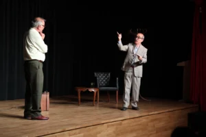 Osmangazi Belediyesi Orhan Kemal Yılı kapsamında 'Ben Orhan Kemal' tiyatro oyununu sahneledi