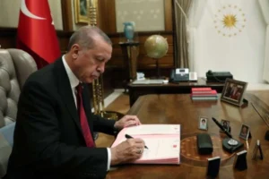 Türkiye'den 4 ülkeye yeni büyükelçi atamaları yapıldı