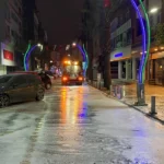 Çayırova'da Ramazan Bayramı öncesinde Fatih Caddesi'nde yapılan kapsamlı temizlik çalışması