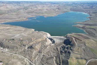 Çorum'da kuraklık endişesiyle barajlarda batimetrik haritalama çalışması yapılıyor.