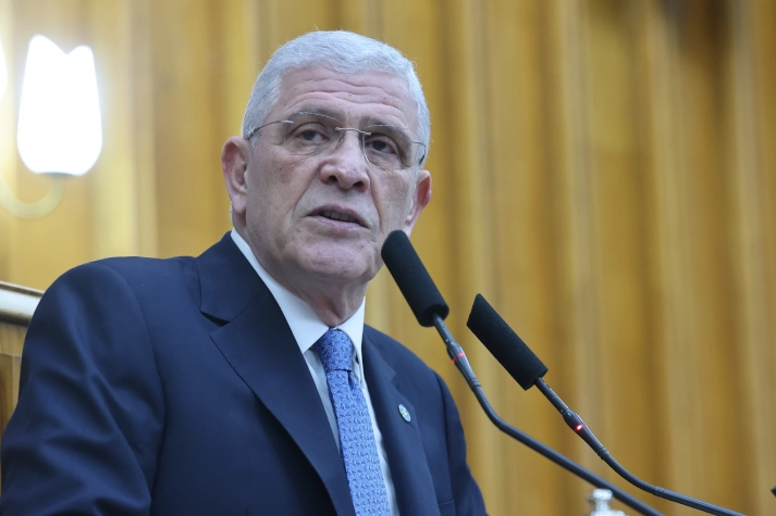 İYİ Parti Genel Başkanı Müsavat Dervişoğlu, Türkiye'nin İran geriliminde tarafsız kalması gerektiğini belirtti