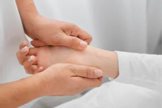 Dijital cihazların yoğun kullanımı nedeniyle el ve bilek sağlığı risk altında