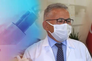 Kayseri Büyükşehir Belediye Başkanı Dr. Memduh Büyükkılıç, 14 Mart Tıp Bayramı dolayısıyla açıklama yapıyor.