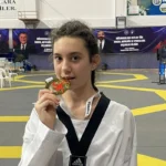 Edirne'li taekwondocu Eslin Göktepeli, Antalya'da düzenlenen Türkiye Open Taekwondo Turnuvası'nda madalya kazanmayı hedefliyor.