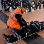 ESKİ personeli afet ve acil durum eğitiminde tatbikat yapıyor