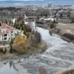 Eskişehir'de Porsuk Çayı için acil önlem alınması gerektiği uyarısı yapıldı.