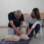 GASMEK logosu ve eğitim alan kursiyerler