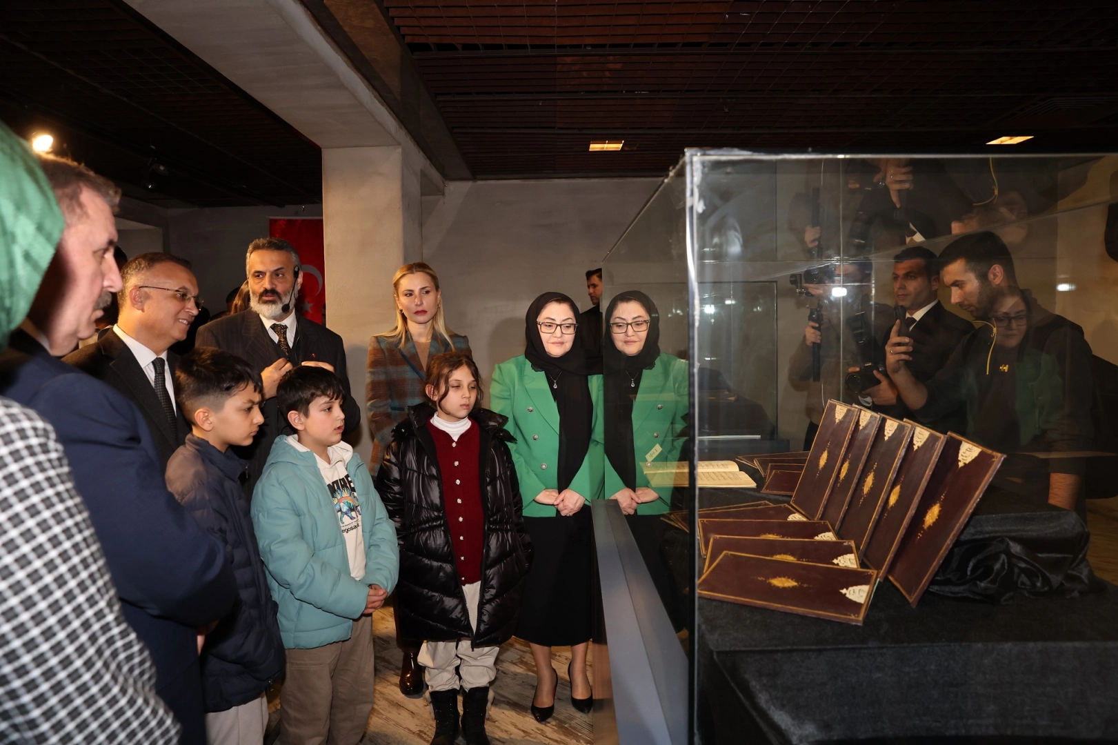 Gaziantep'te Haremeyn Hatıraları Sergisi açıldı, kutsal emanetler sergilendi