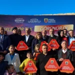 Gaziantep Büyükşehir Belediyesi tarafından çiftçilere reflektör dağıtımı yapılıyor