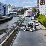 Giresun Güre Mahallesi'nde devam eden kaldırım yapım çalışması