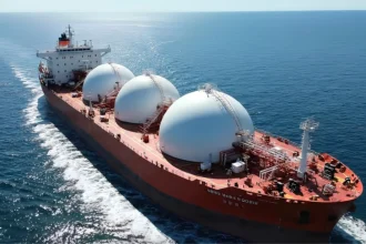 Hürmüz Boğazı'nda tıkanıklık küresel enerji ve tarım üretimini endişelendiriyor