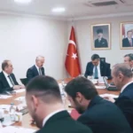 İçişleri Bakanı Mustafa Çiftçi, Hukuk Hizmetleri Genel Müdürlüğü'nden brifing alırken